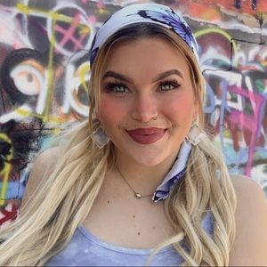 Meet your Posher, Tabitha